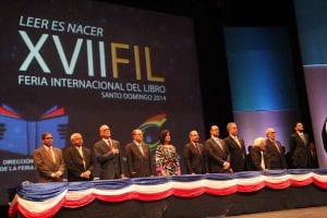 Los integrantes de la mesa principal.