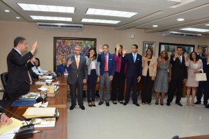 Feernández toma el juramento a los nuevos miembros del PLD.