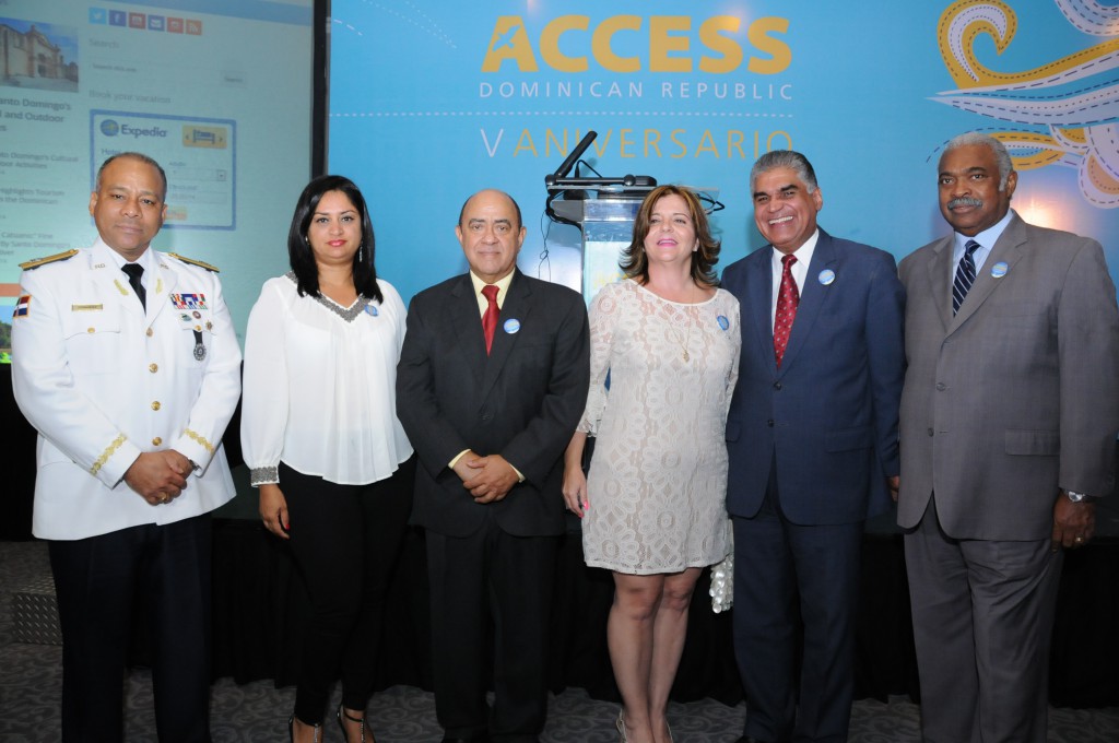 Amilkar-Fernandez-Elizabeth-Perez-Quiterio-Cedeño-Marcia-Isa-Fausto-Fernandez-y-Radhames-Martinez-Aponte.j