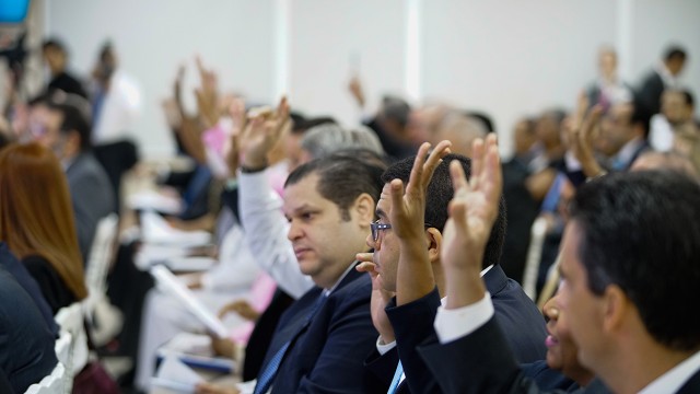 Los asambleístas, luego de aprobar la gestión del Consejo de Administración de 2015, dispusieron lo relativo al destino de las utilidades y la distribución de dividendos. 