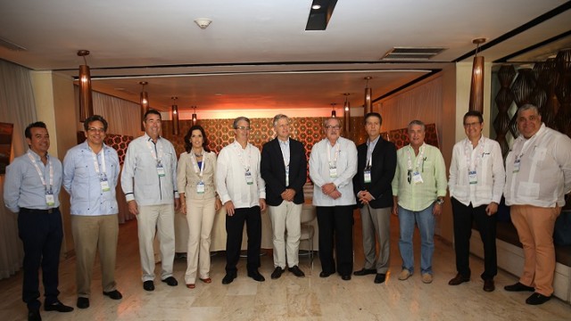 En el encuentro los ejecutivos del Banco Popular Dominicano analizaron junto a los hoteleros puertoplateños las necesidades de financiamiento de sus proyectos, así como la proyección a futuro del negocio turístico y la perspectiva de la llegada de turistas a la costa norte del país.