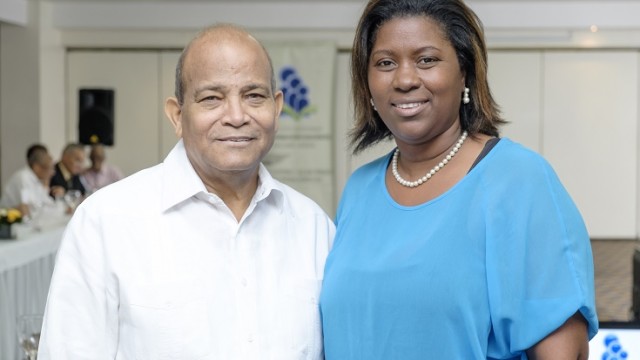 Dr. Marcos Vega Gil y Rosa Alcántara.