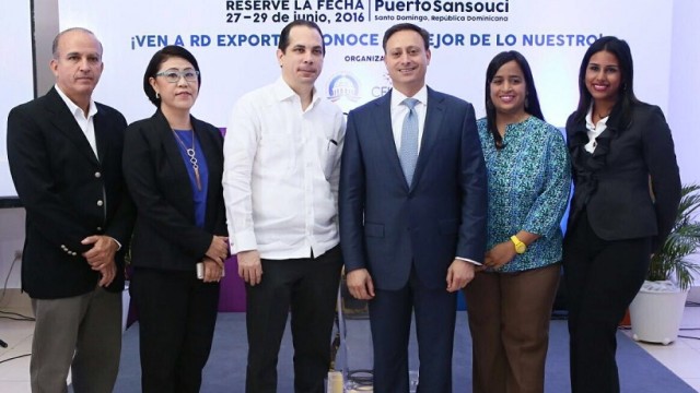 Director CEI-RD y Representantes empresariales de Santiago