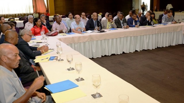 Asistieron al evento los síndicos electos por Los Alcarrizos, Santo Domingo Oeste, Santo Domingo Este y Norte y una representación de la Alcaldía del D.N
