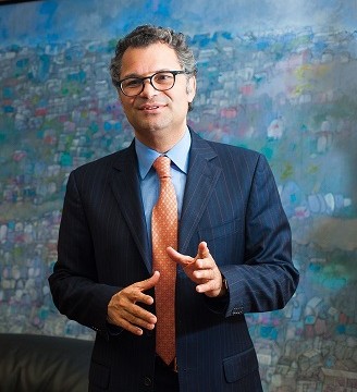 Alberto Cruz, Presidente de Excel Group 