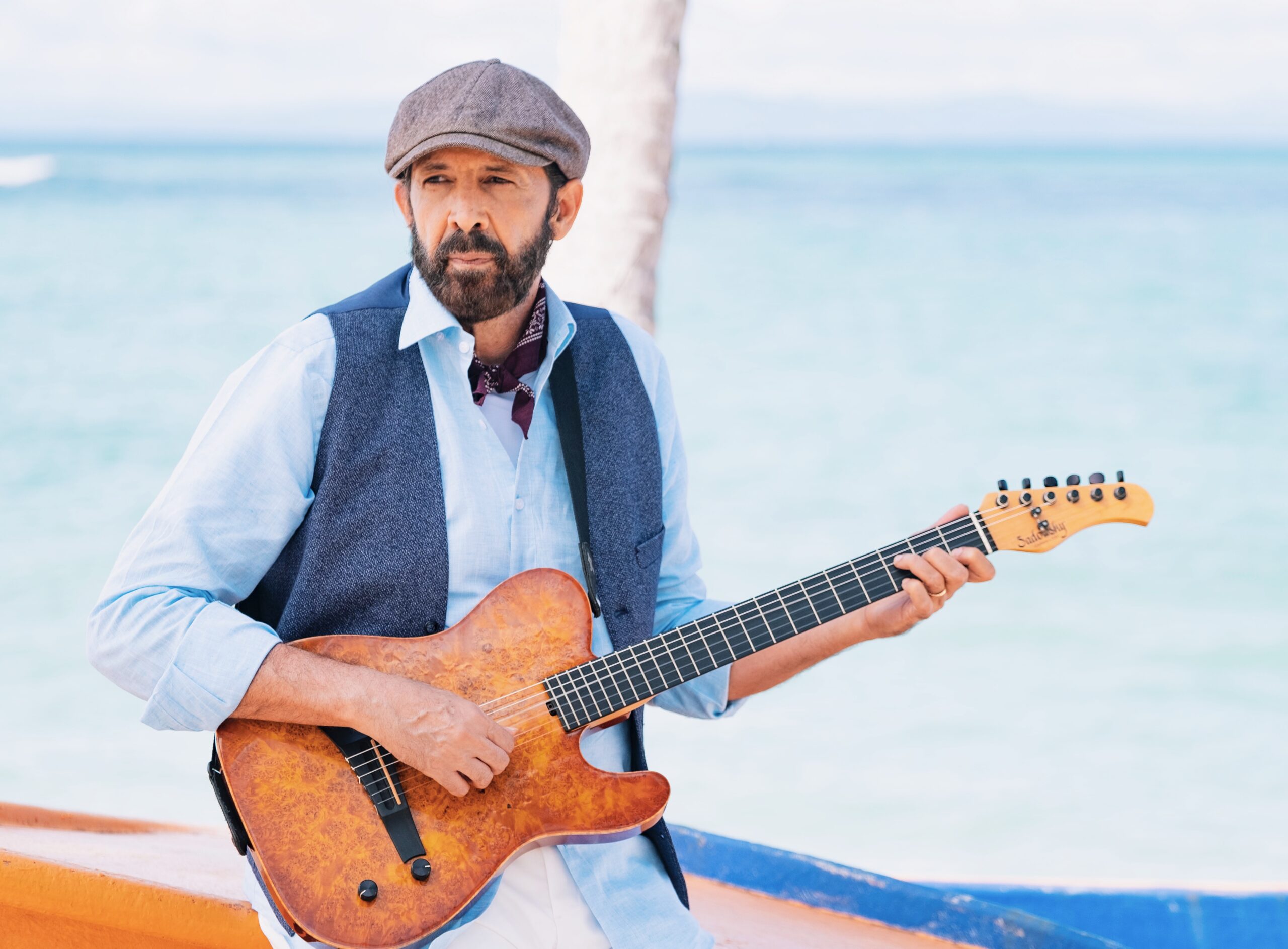 Juan Luis Guerra, cantante, compositor y músico.