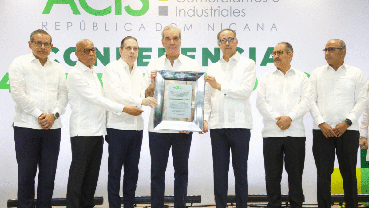 Santiago Reconoce la Inversión Histórica del Gobierno de Luis Abinader