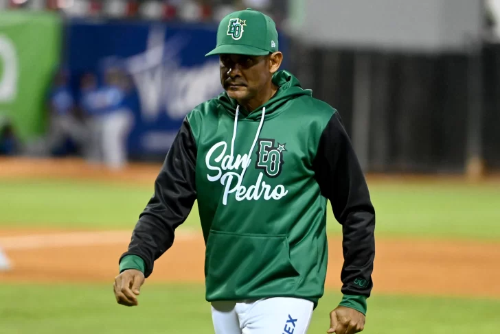 Las Estrellas Cortan a Tatis en Plena Pelea por el Playoff