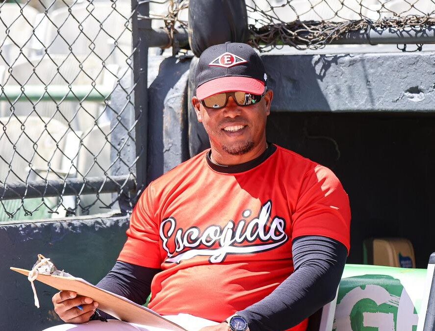 Leones del Escogido Sacuden el Banquillo